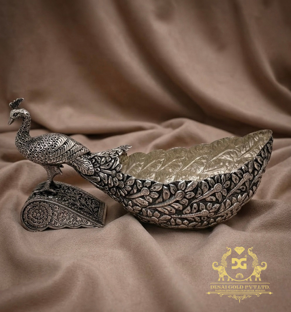 Peacock Theme Fruit Basket