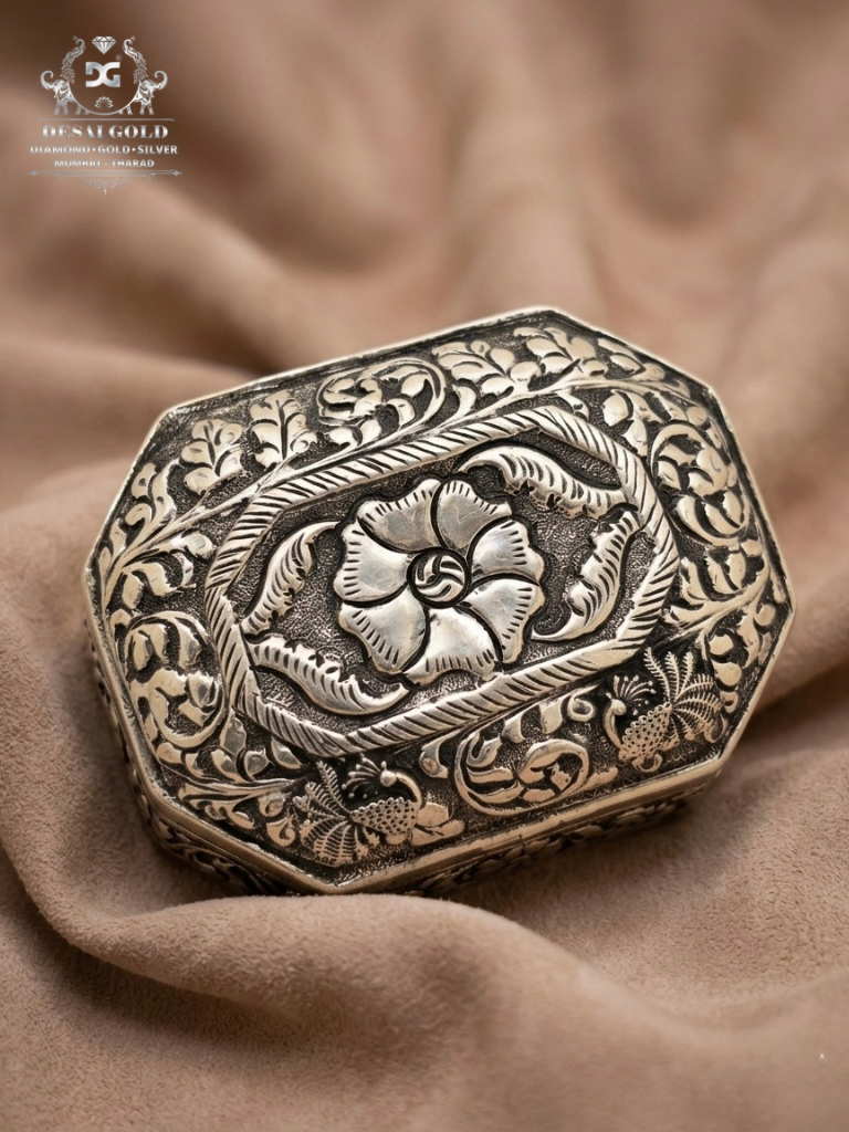 Silver Flower Antique Design Rice Dabbi