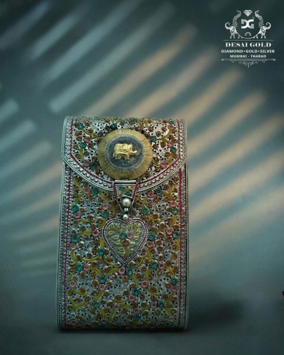 The Royal Jharokha Mobile Case